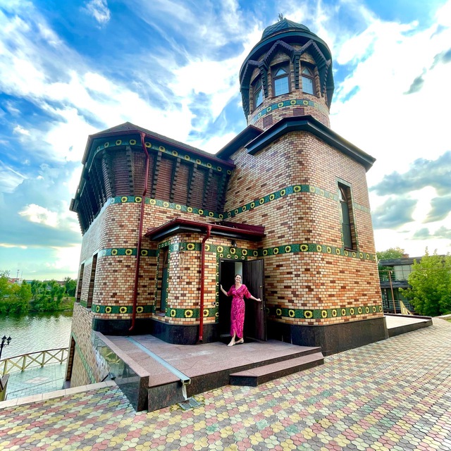 ?Дом Гауди