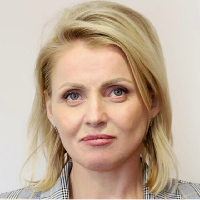 Тураева Анна Николаевна Заместитель Главы Администрации городского округа Лобня по вопросам жилищно-коммунального хозяйства.