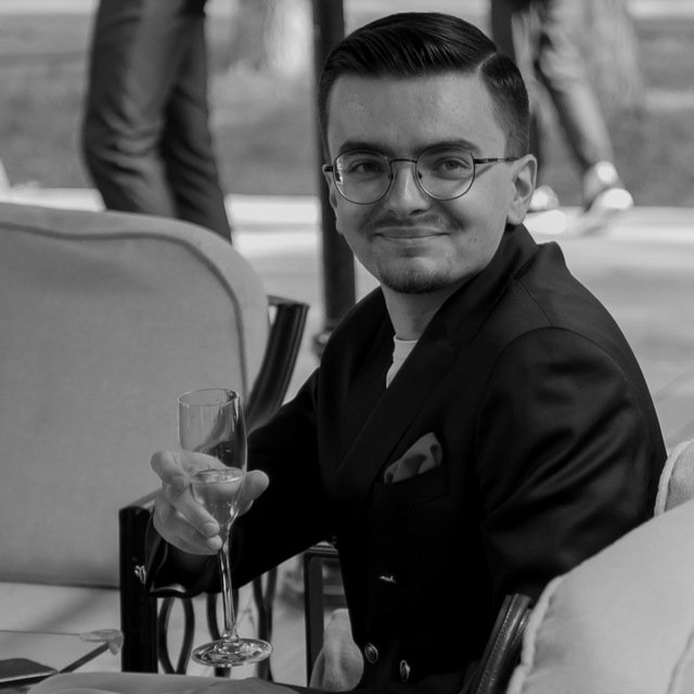 БЕСÖЕДИН