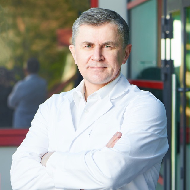 Игорь Костюк - онколог, бариатрический хирург