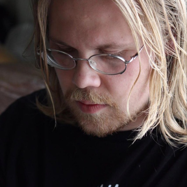 Группа поддержки Колина