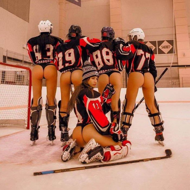 Hockey.GIF