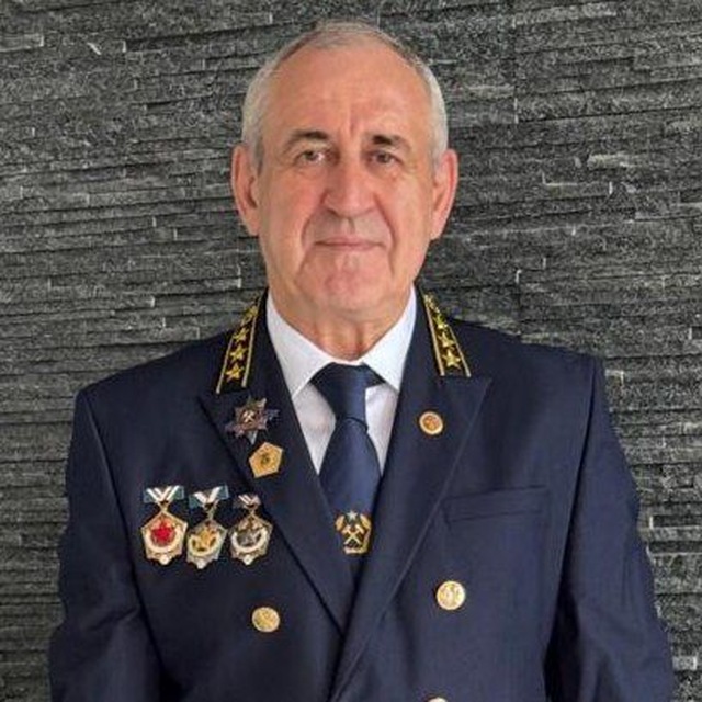 Сергей Неверов