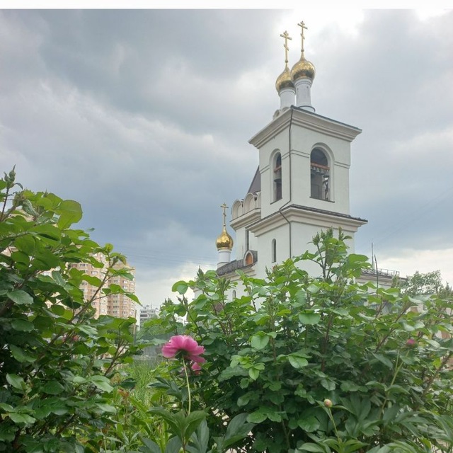 Храм прп. Серафима Саровского в Дегунино Москва, Дубнинская ул. 20А