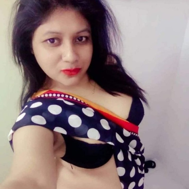 Indian milfs  @indiamilfs Telegram kanali TGStat 