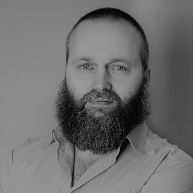 Євген Євтушенко
