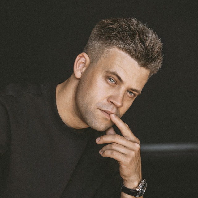 Макс ведёт за рамки мышления