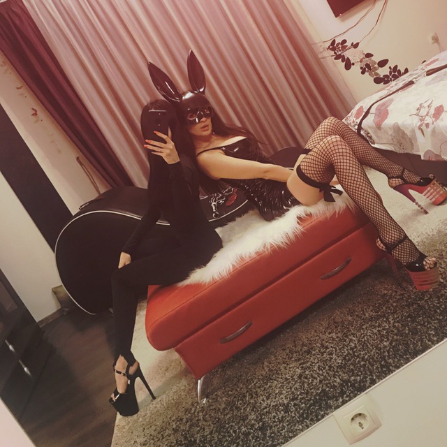 Наталья Андрейченконың жалаңаш суреті