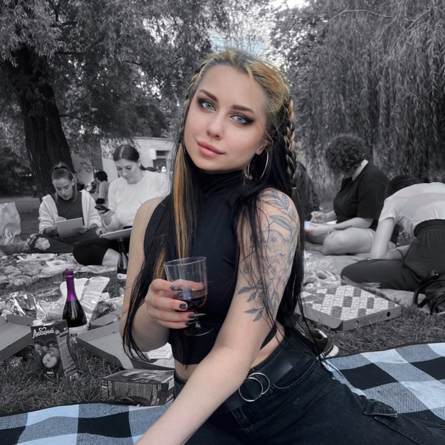 ALICCE MOON ?